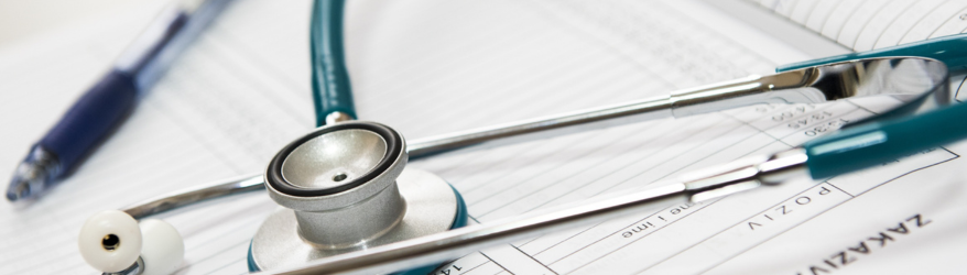 difference between hospital management and hospital administration