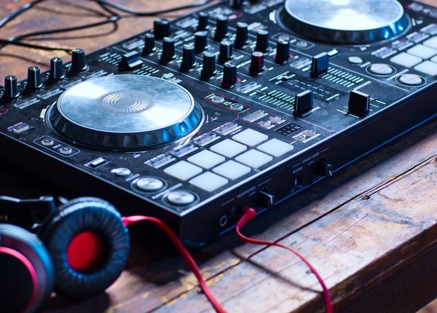 How to Choose the Best DJ Mixer 7 Key Considerations for DJs